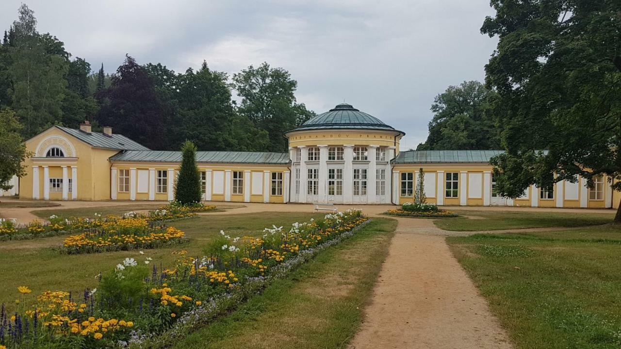 Apartman U Kolonady Mariënbad Buitenkant foto